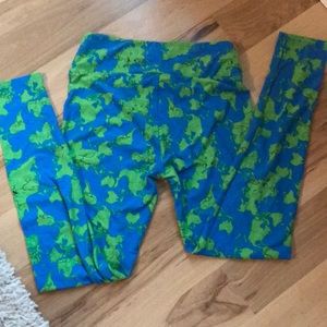 Lularoe world map OS leggings never worn
